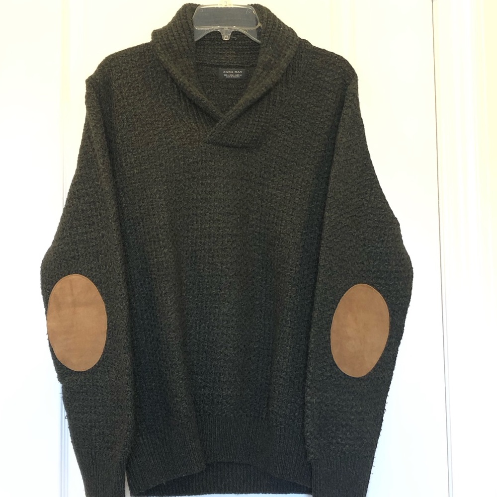 Men sweater with patches